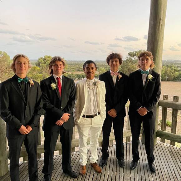 Meet your Posher, Edward - Picture 1 of 1